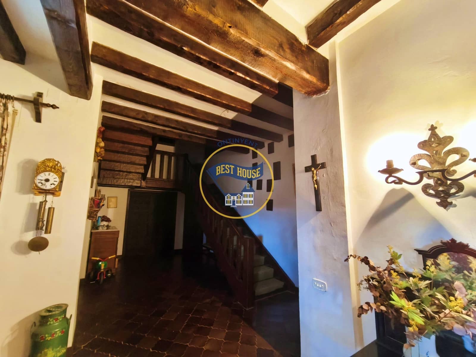 7 bedroom Villa for sale in Fontanars dels Alforins with pool - € 820,000 (Ref: 9533912)