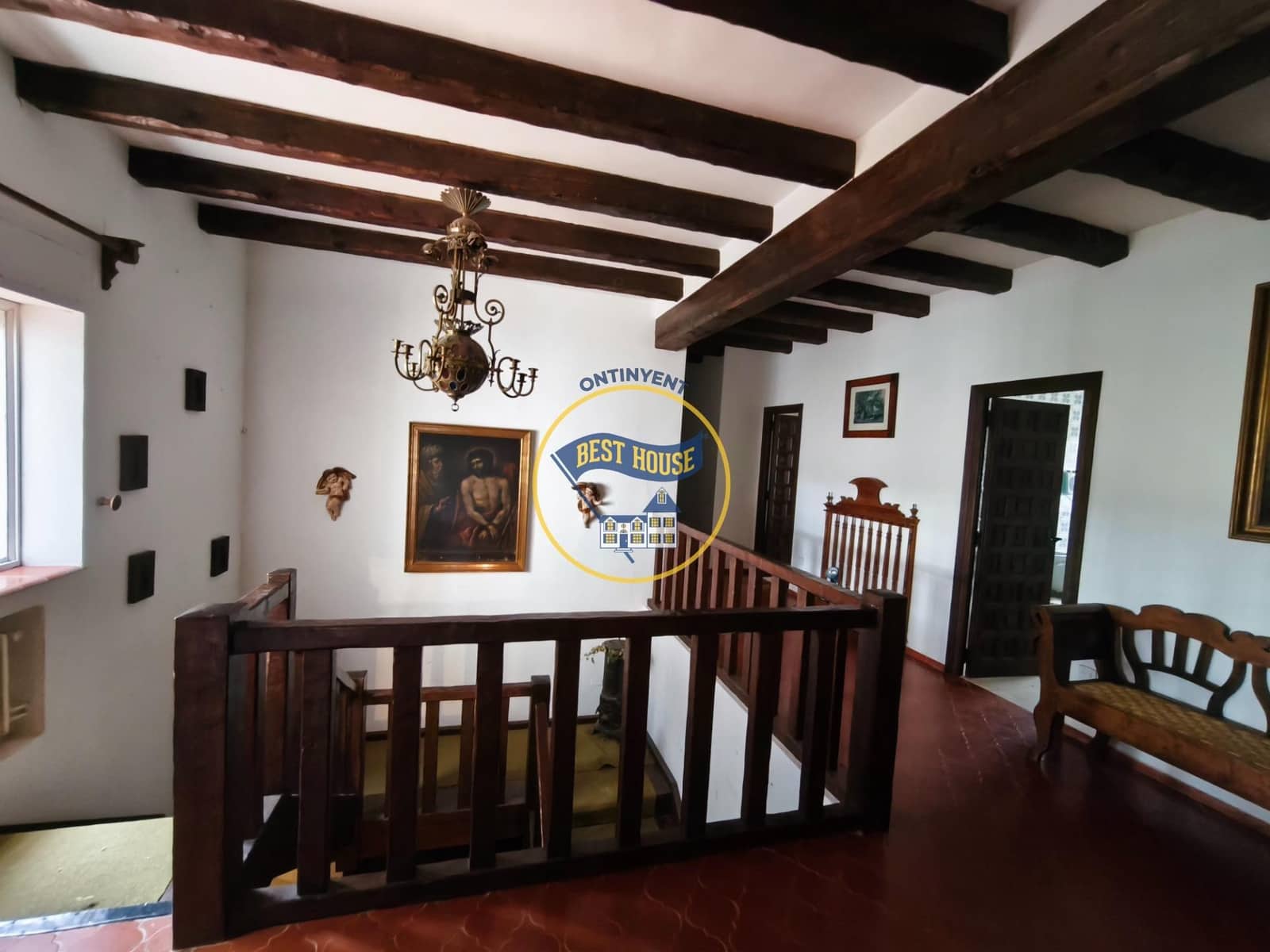 7 bedroom Villa for sale in Fontanars dels Alforins with pool - € 820,000 (Ref: 9533912)