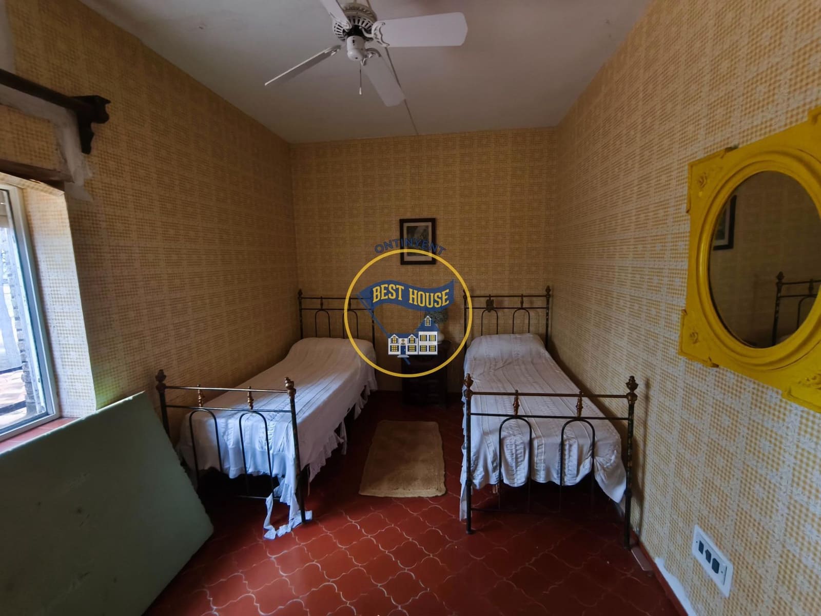 7 bedroom Villa for sale in Fontanars dels Alforins with pool - € 820,000 (Ref: 9533912)