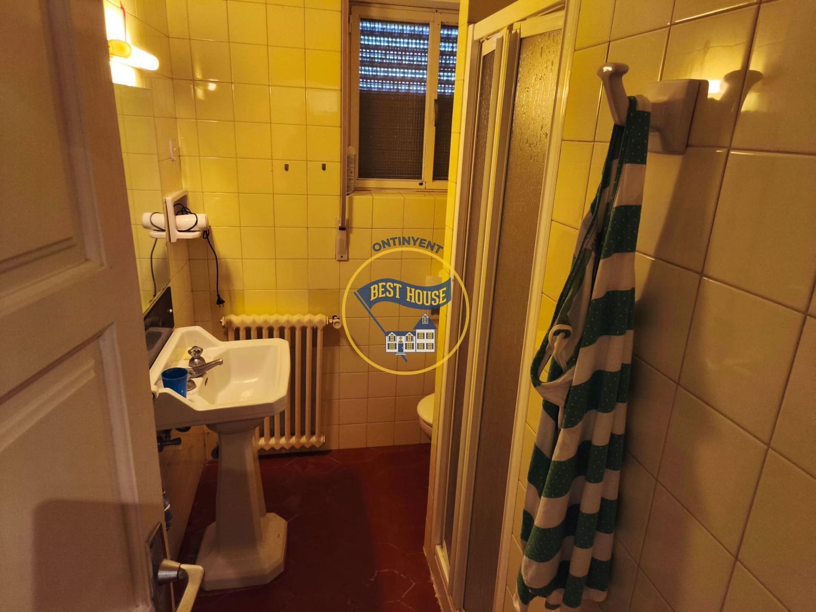 7 bedroom Villa for sale in Fontanars dels Alforins with pool - € 820,000 (Ref: 9533912)