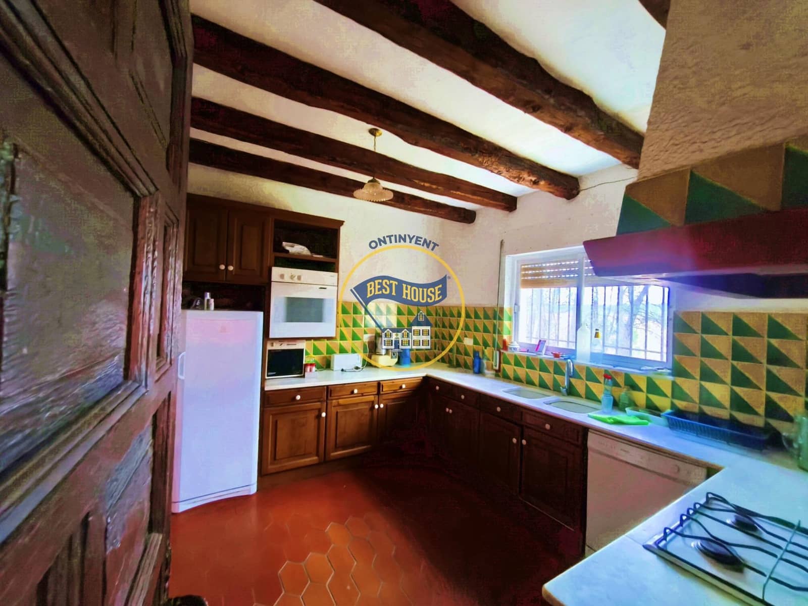 7 bedroom Villa for sale in Fontanars dels Alforins with pool - € 820,000 (Ref: 9533912)