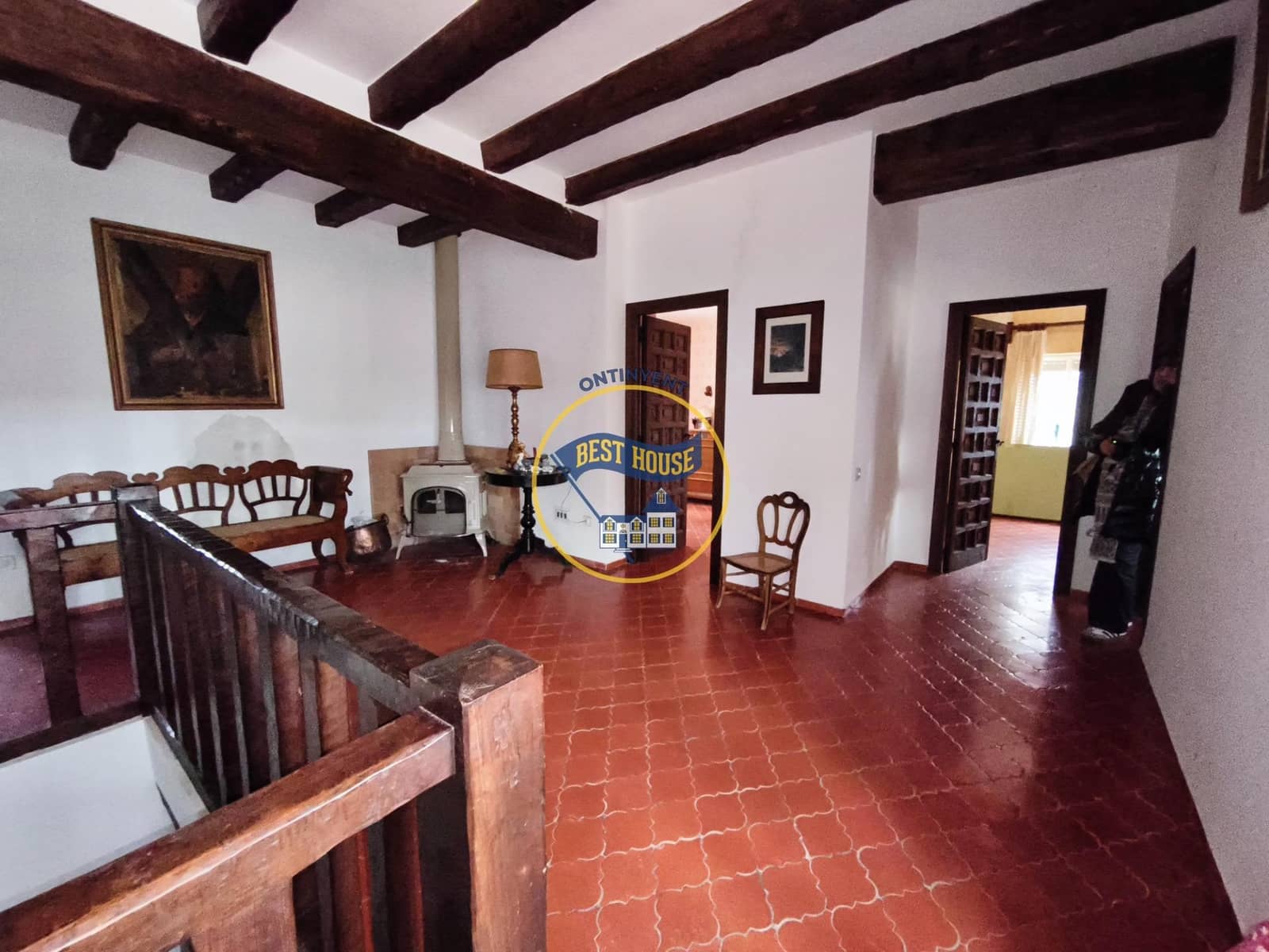 7 bedroom Villa for sale in Fontanars dels Alforins with pool - € 820,000 (Ref: 9533912)