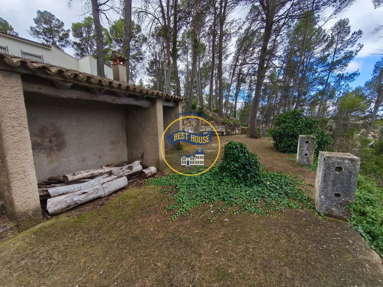 7 bedroom Villa for sale in Fontanars dels Alforins with pool - € 820,000 (Ref: 9533912)