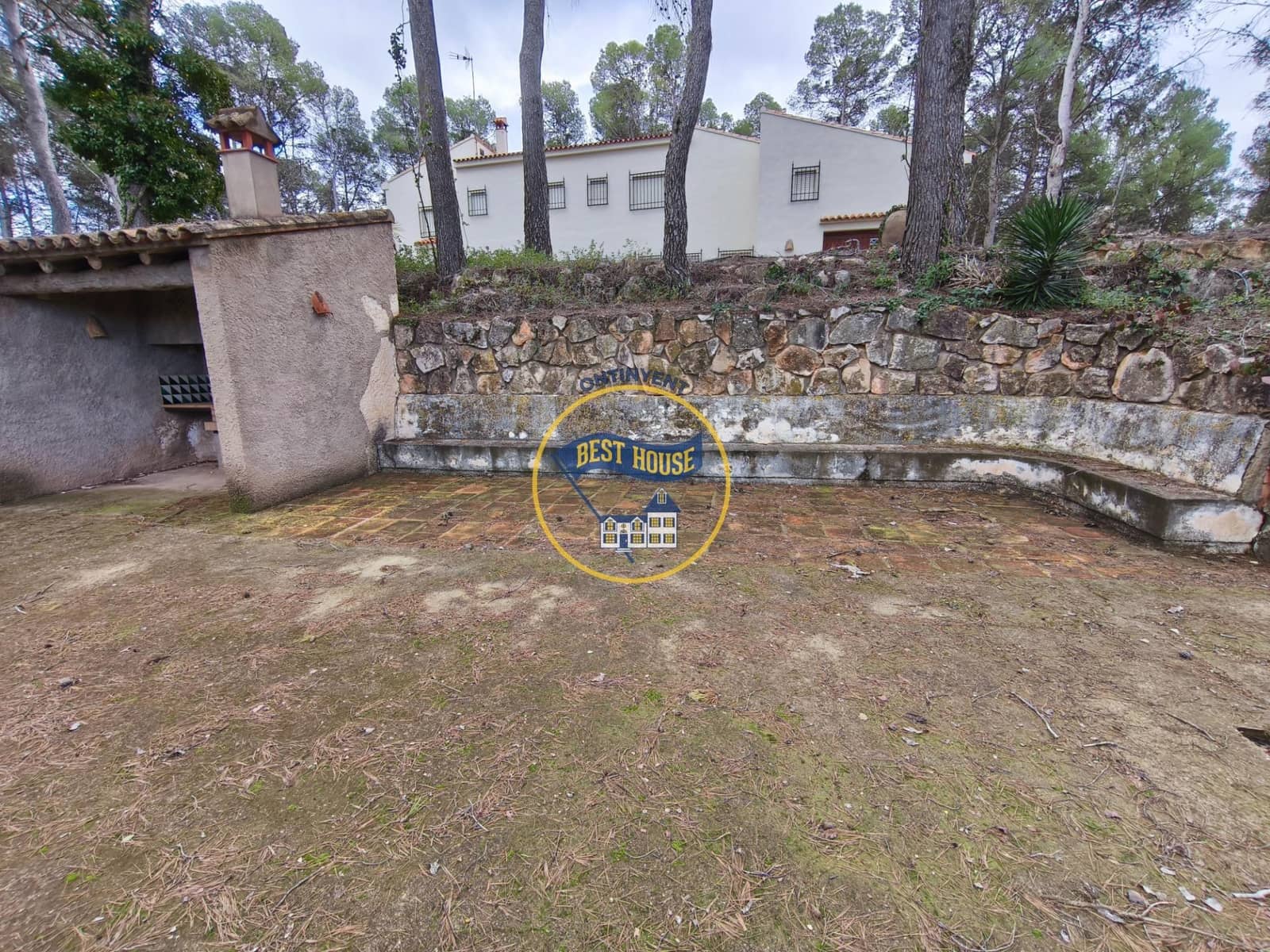 7 bedroom Villa for sale in Fontanars dels Alforins with pool - € 820,000 (Ref: 9533912)