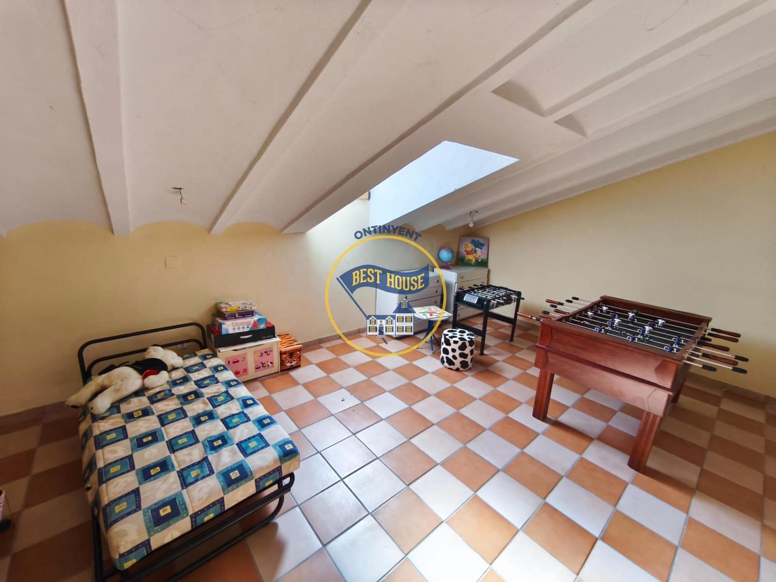 6 makuuhuone Huvila myytävänä paikassa Ontinyent mukana uima-altaan - 750 000 € (Ref: 9536088)