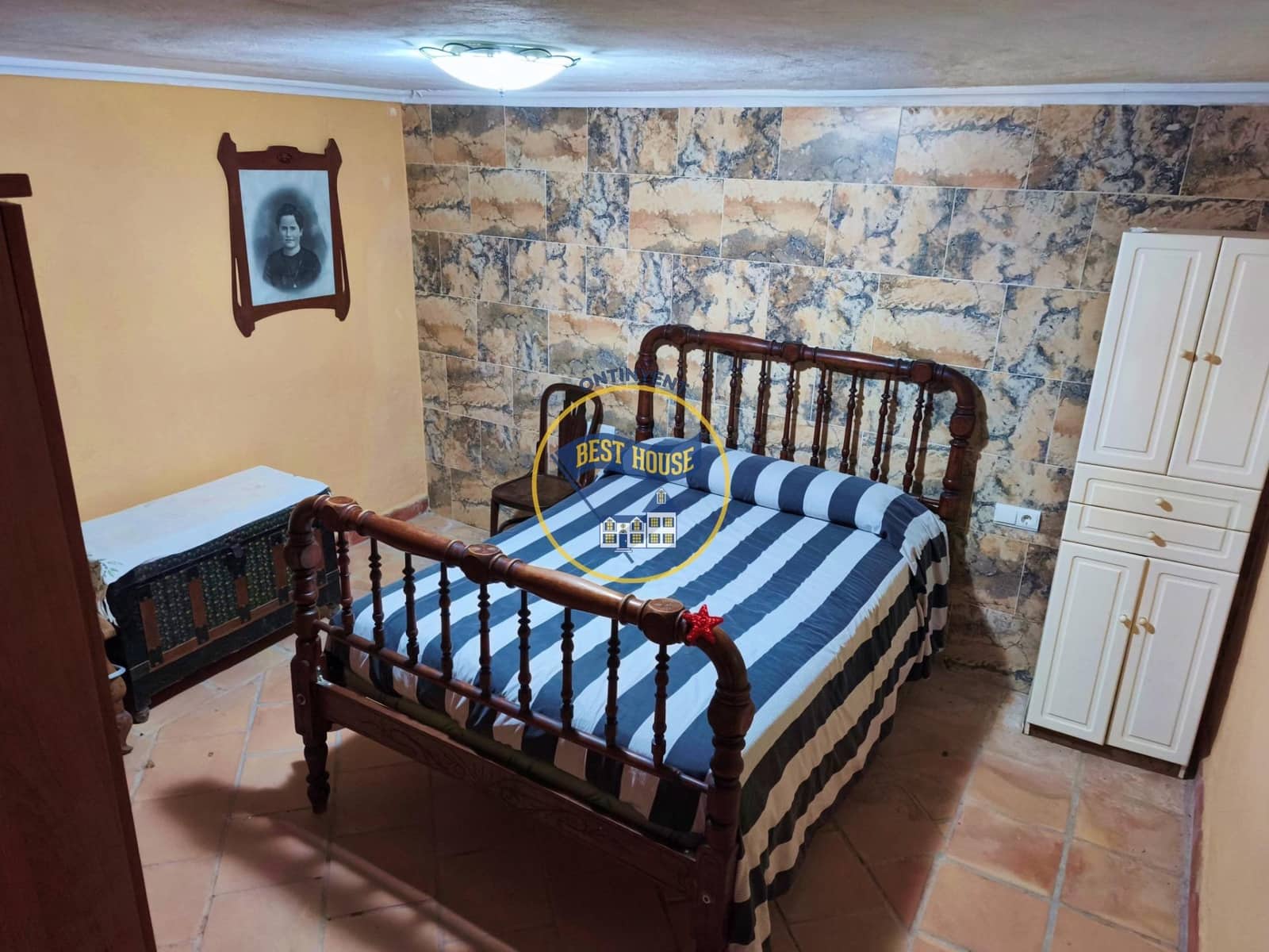 6 makuuhuone Huvila myytävänä paikassa Ontinyent mukana uima-altaan - 750 000 € (Ref: 9536088)