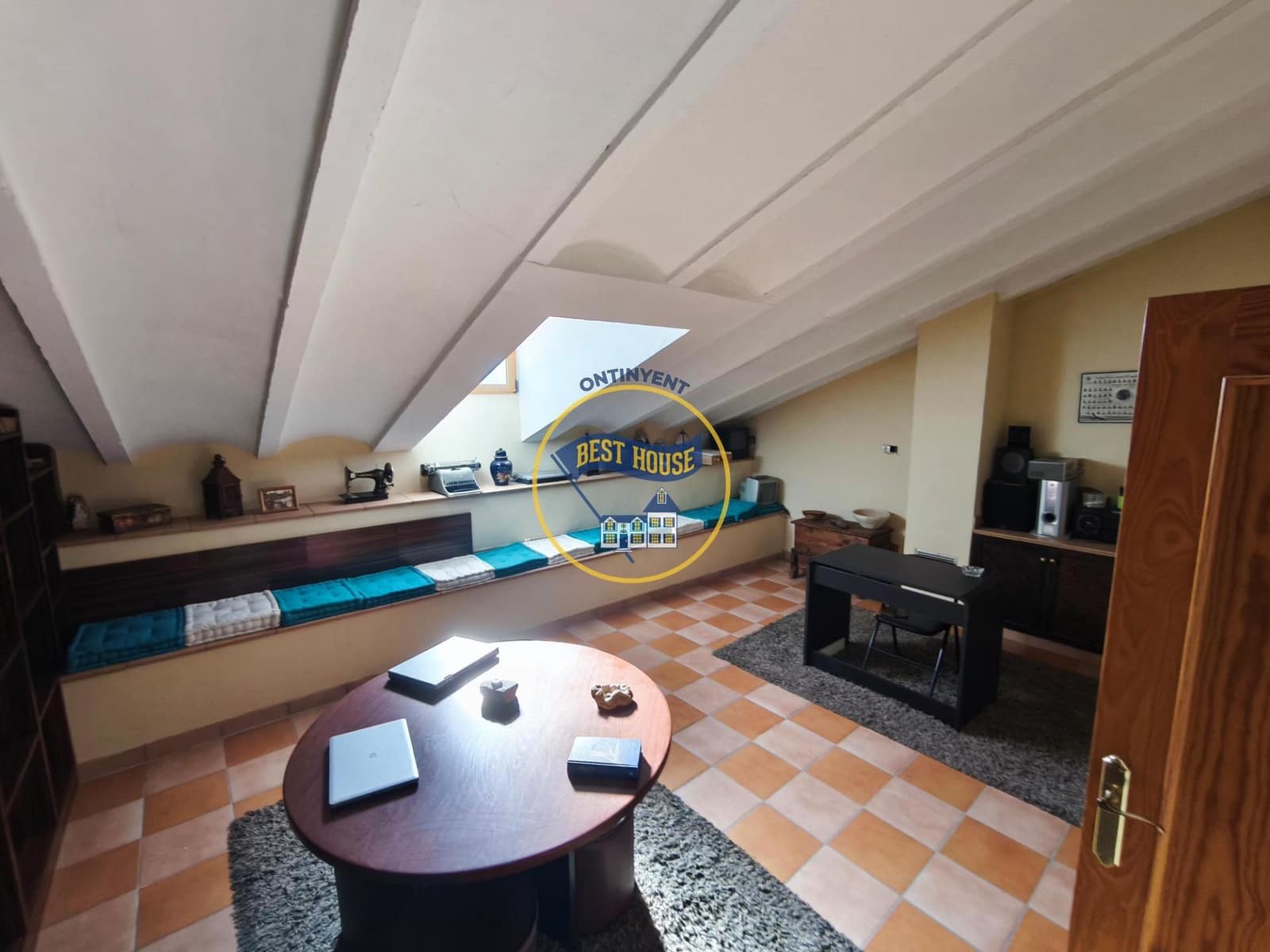 6 makuuhuone Huvila myytävänä paikassa Ontinyent mukana uima-altaan - 750 000 € (Ref: 9536088)