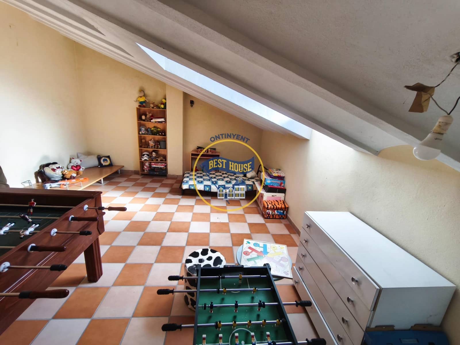 6 makuuhuone Huvila myytävänä paikassa Ontinyent mukana uima-altaan - 750 000 € (Ref: 9536088)