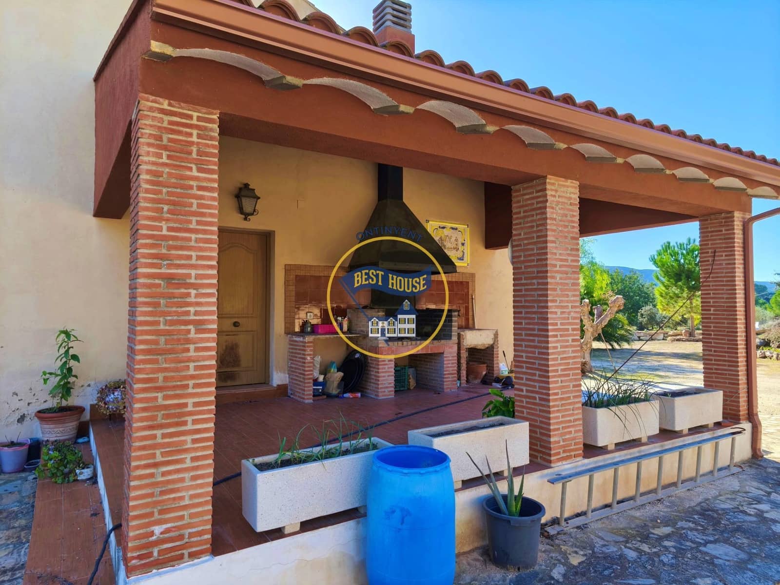 6 makuuhuone Huvila myytävänä paikassa Ontinyent mukana uima-altaan - 750 000 € (Ref: 9536088)