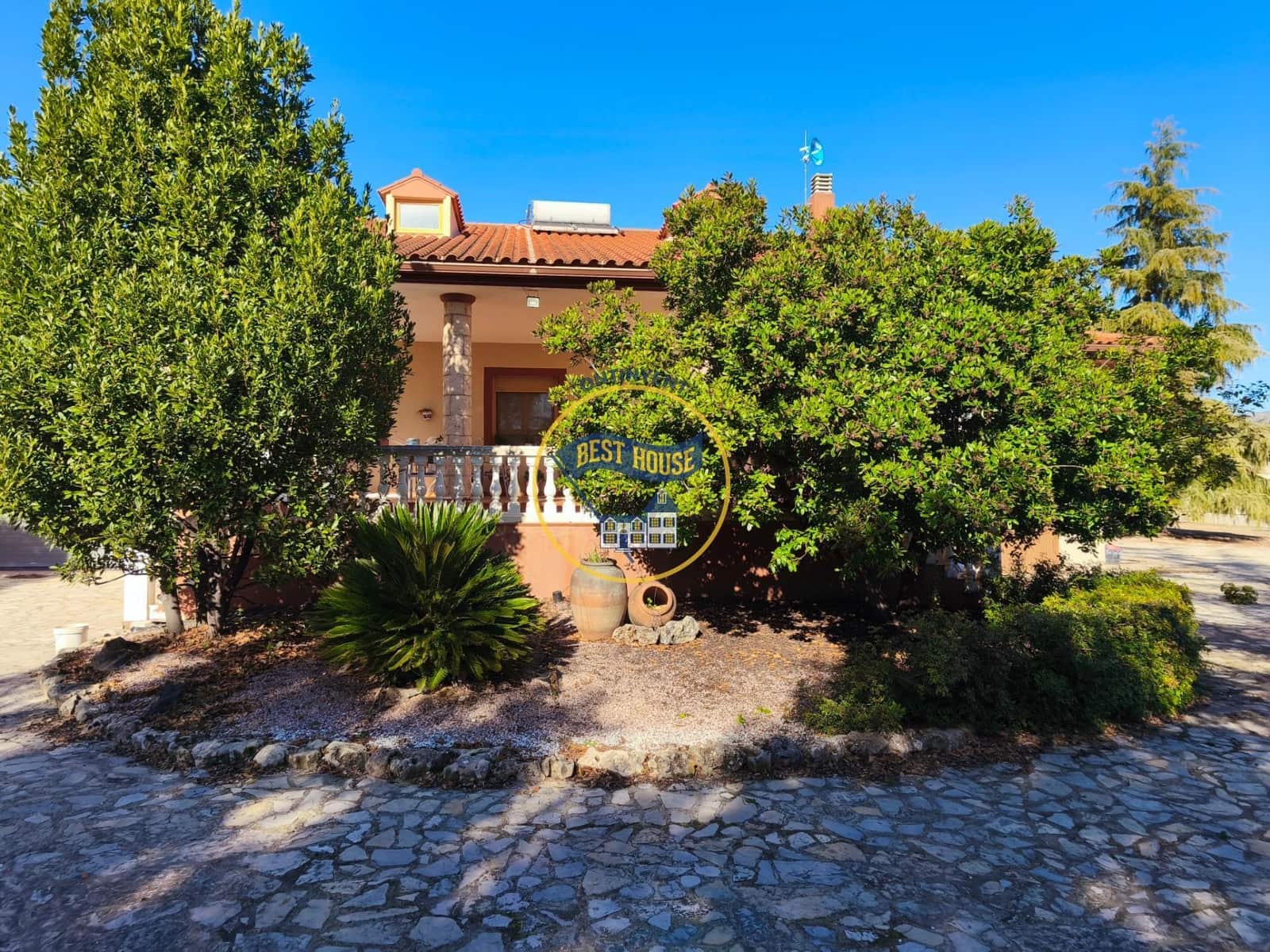 6 makuuhuone Huvila myytävänä paikassa Ontinyent mukana uima-altaan - 750 000 € (Ref: 9536088)