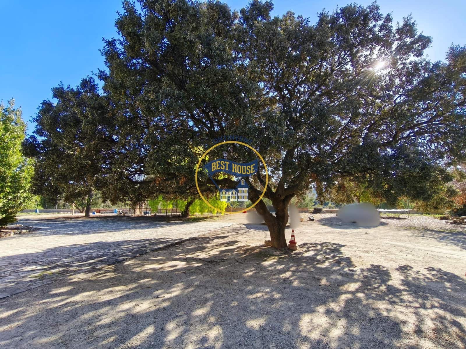 6 makuuhuone Huvila myytävänä paikassa Ontinyent mukana uima-altaan - 750 000 € (Ref: 9536088)