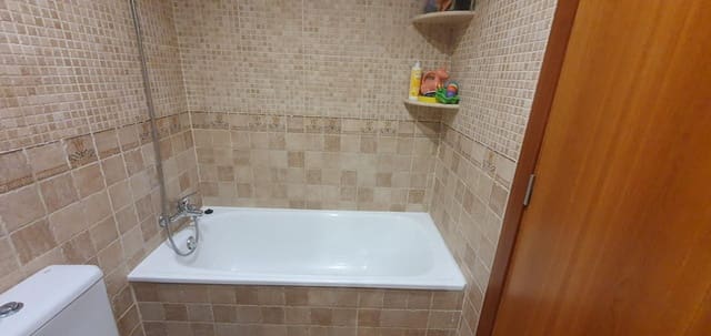 3 makuuhuone Asunto myytävänä paikassa Ontinyent - 138 000 € (Ref: 9616055)