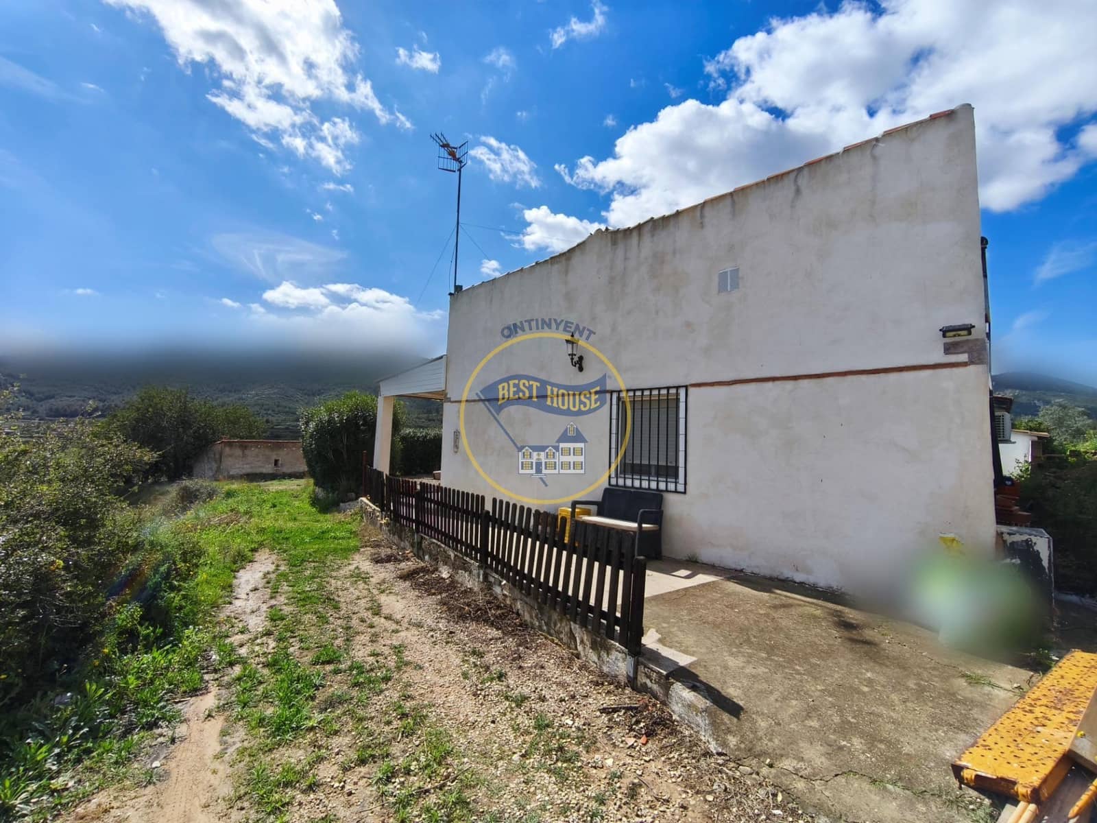 4 bedroom Villa for sale in Aielo de Malferit - € 150,000 (Ref: 9674462)