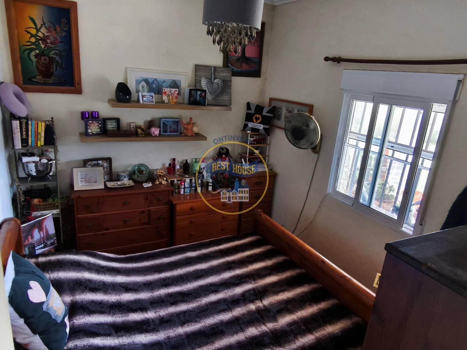 4 bedroom Villa for sale in Aielo de Malferit - € 150,000 (Ref: 9674462)