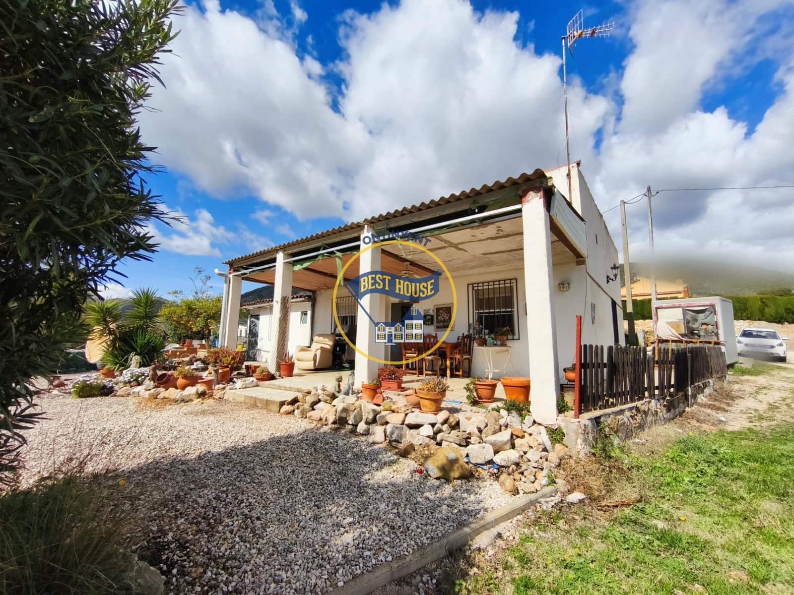 4 bedroom Villa for sale in Aielo de Malferit - € 135,000 (Ref: 9674462)