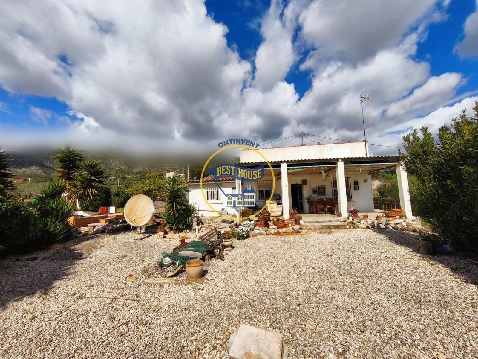 4 bedroom Villa for sale in Aielo de Malferit - € 135,000 (Ref: 9674462)