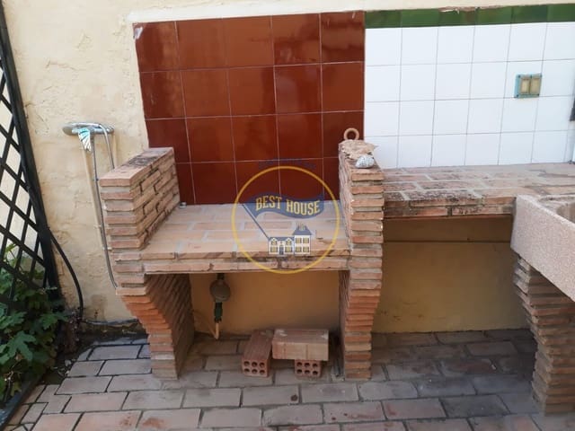 Casa de 3 habitaciones en Montesa en venta - 170.000 € (Ref: 9677621)