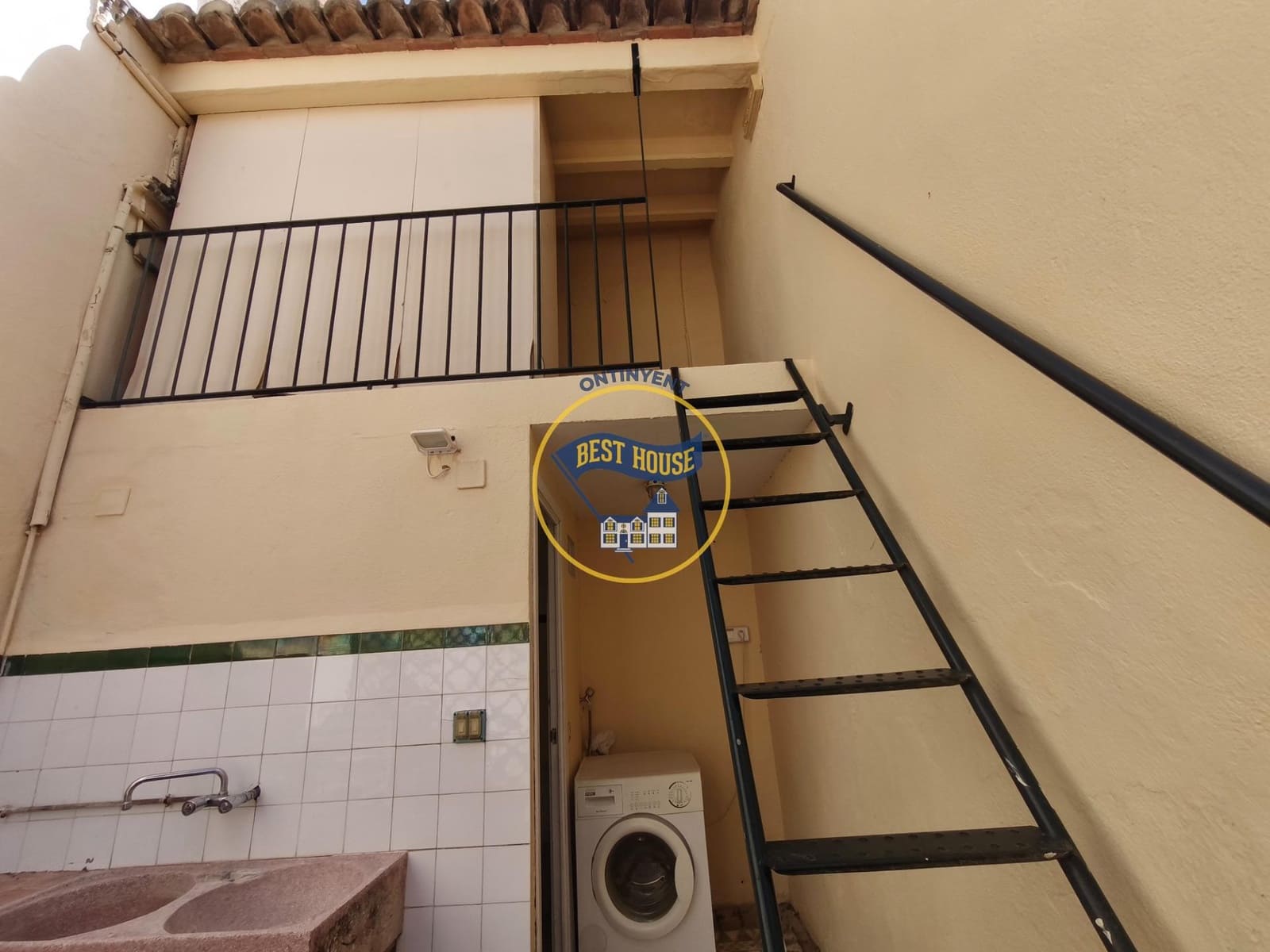 3 Zimmer Haus zu verkaufen in Montesa - 170.000 € (Ref: 9677621)