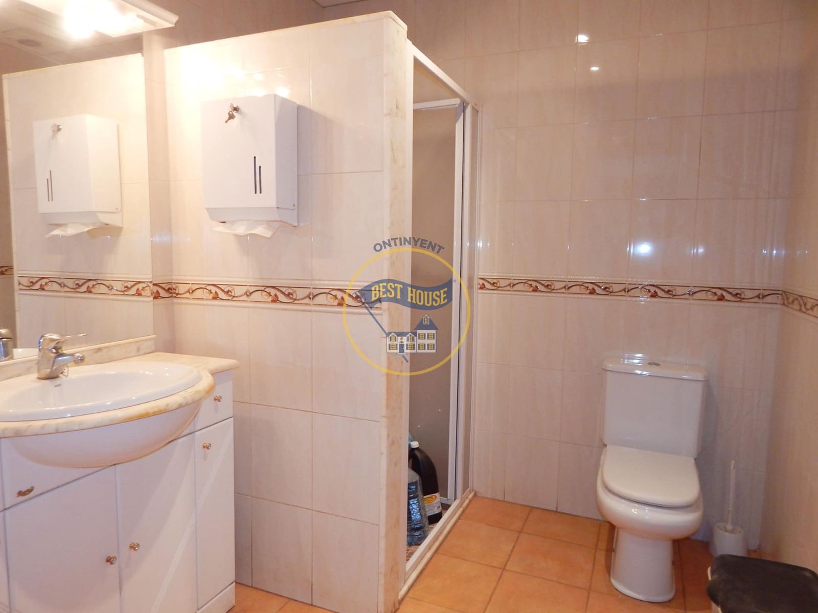 3 quarto Comercial para venda em Ontinyent - 160 000 € (Ref: 9679989)