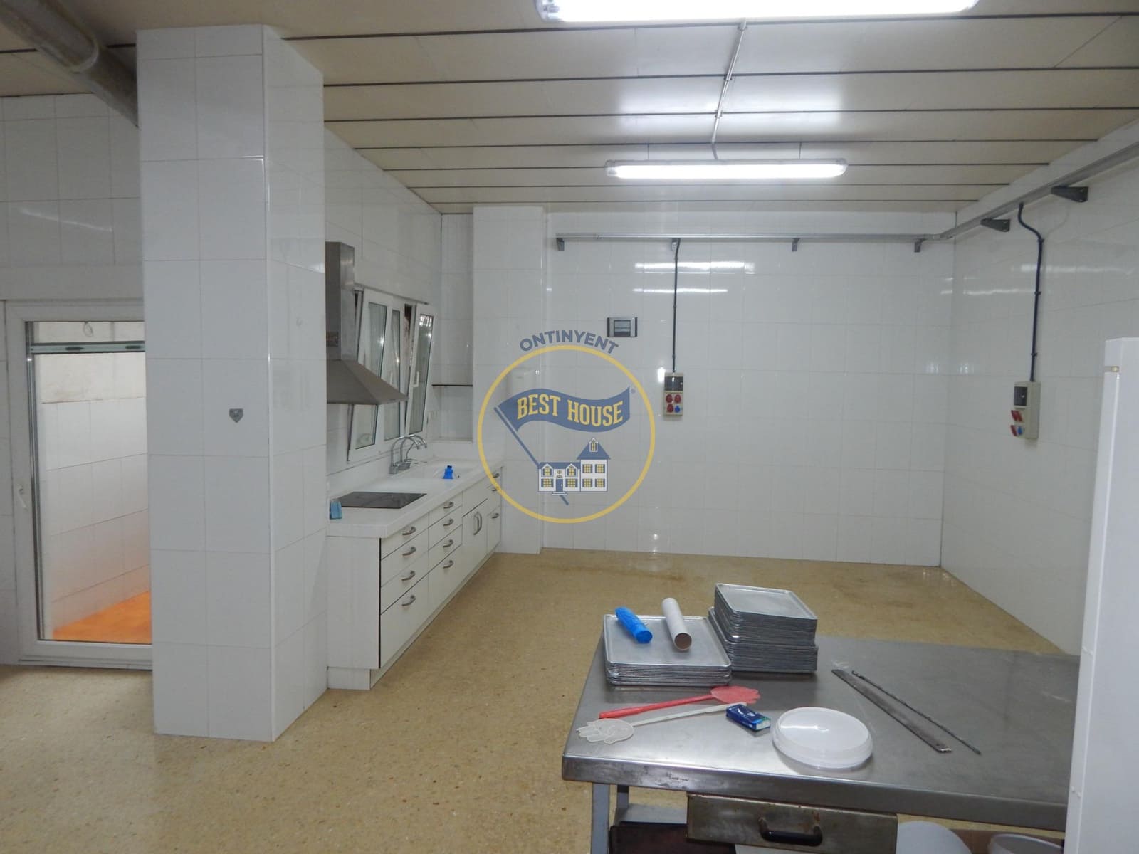 3 quarto Comercial para venda em Ontinyent - 160 000 € (Ref: 9679989)