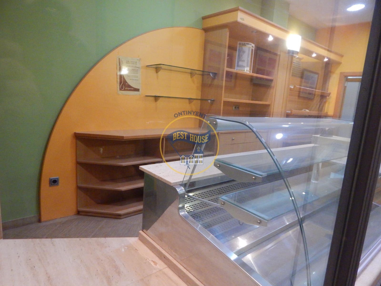 3 quarto Comercial para venda em Ontinyent - 160 000 € (Ref: 9679989)