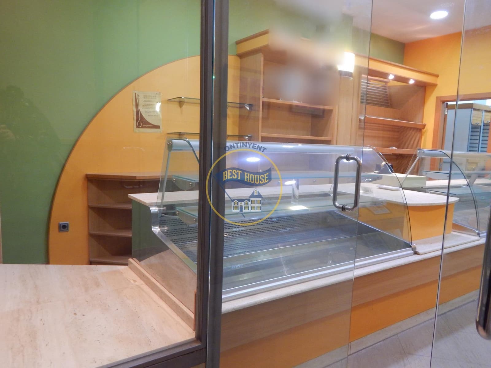 3 quarto Comercial para venda em Ontinyent - 160 000 € (Ref: 9679989)