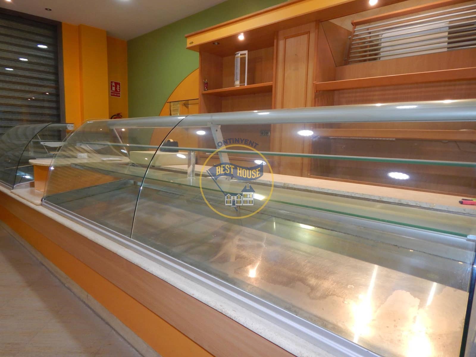 3 quarto Comercial para venda em Ontinyent - 160 000 € (Ref: 9679989)