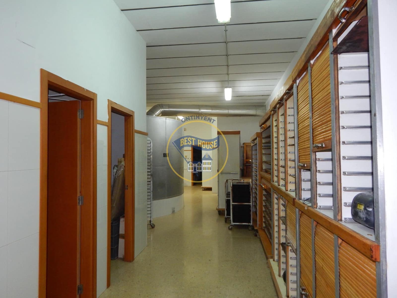 3 quarto Comercial para venda em Ontinyent - 160 000 € (Ref: 9679989)