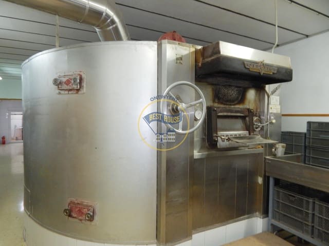 3 quarto Comercial para venda em Ontinyent - 160 000 € (Ref: 9679989)