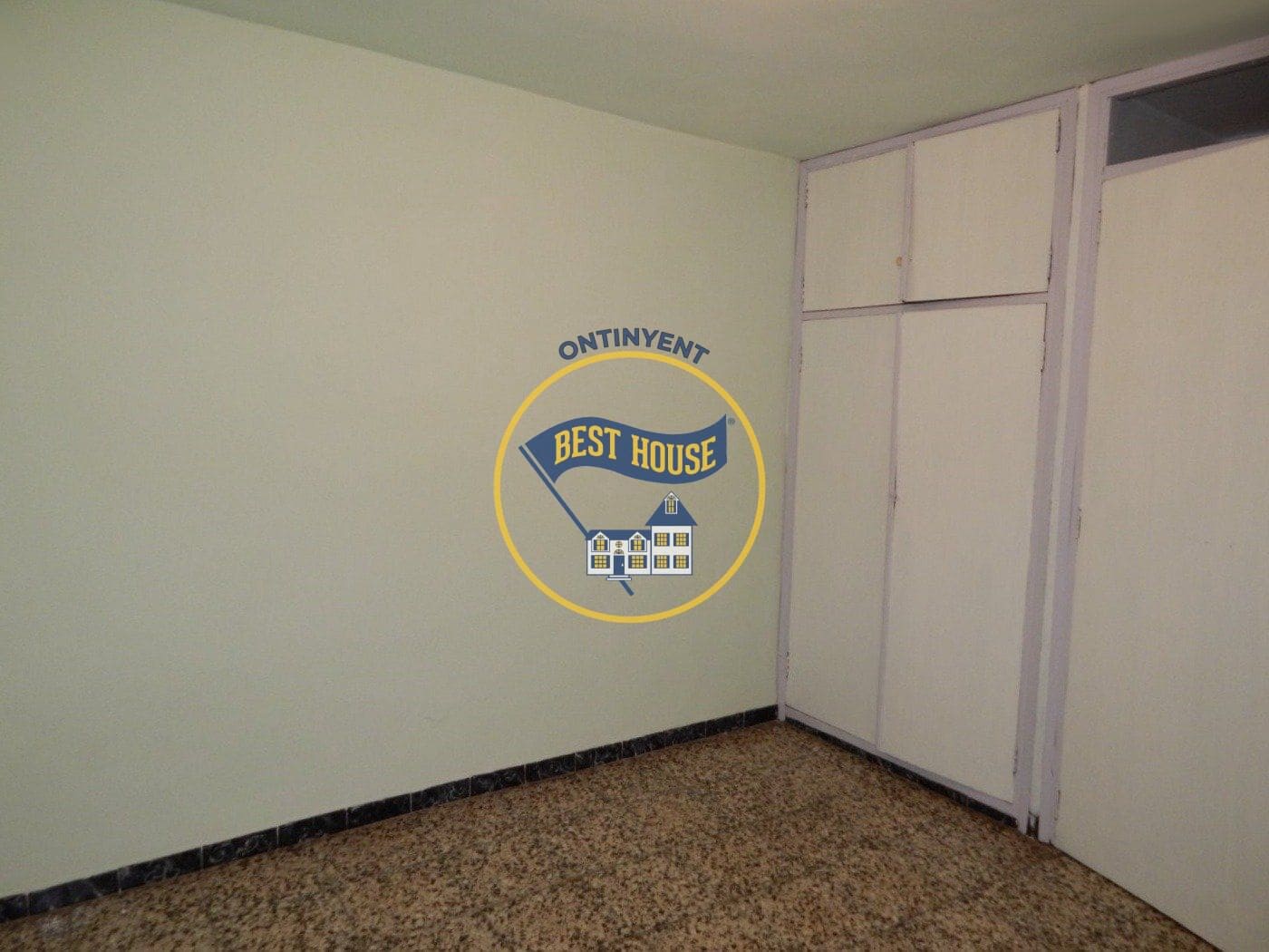 5 soveværelse Byhus til salg i Cocentaina - € 85.000 (Ref: 9684122)