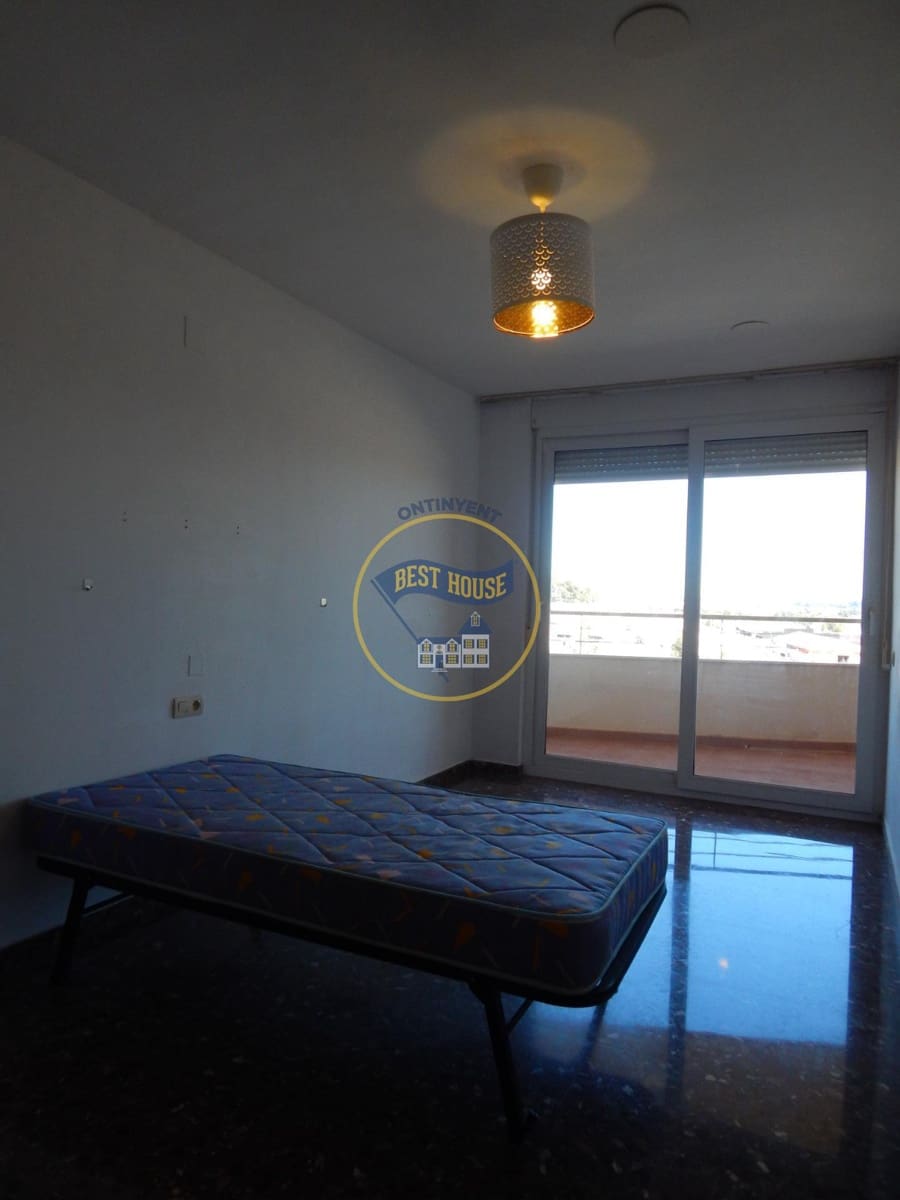 4 bedroom Flat for sale in Ontinyent - € 213,000 (Ref: 9712171)