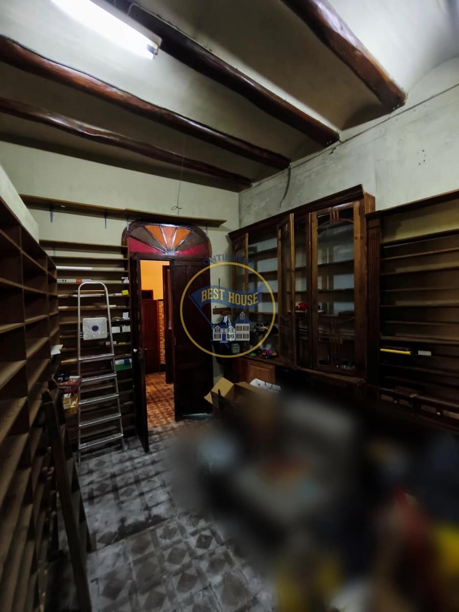 5 bedroom Townhouse for sale in L'Olleria - € 120,000 (Ref: 9712175)