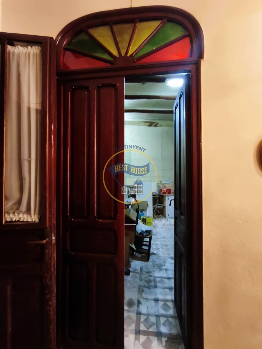 5 bedroom Townhouse for sale in L'Olleria - € 120,000 (Ref: 9712175)