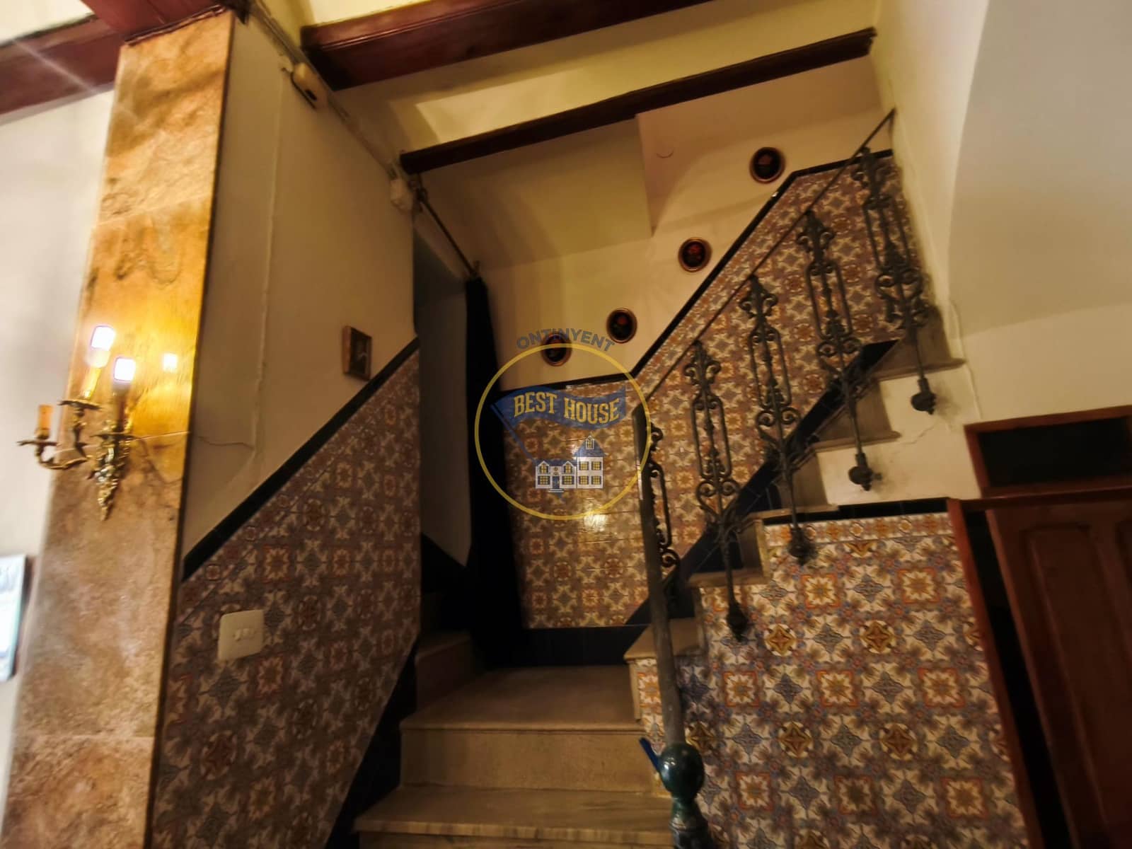 5 bedroom Townhouse for sale in L'Olleria - € 120,000 (Ref: 9712175)