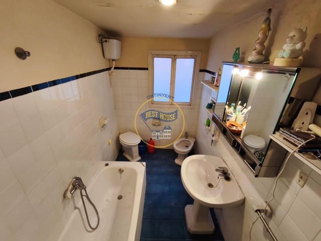 Casa de 5 habitaciones en L'Olleria en venta - 120.000 € (Ref: 9712175)