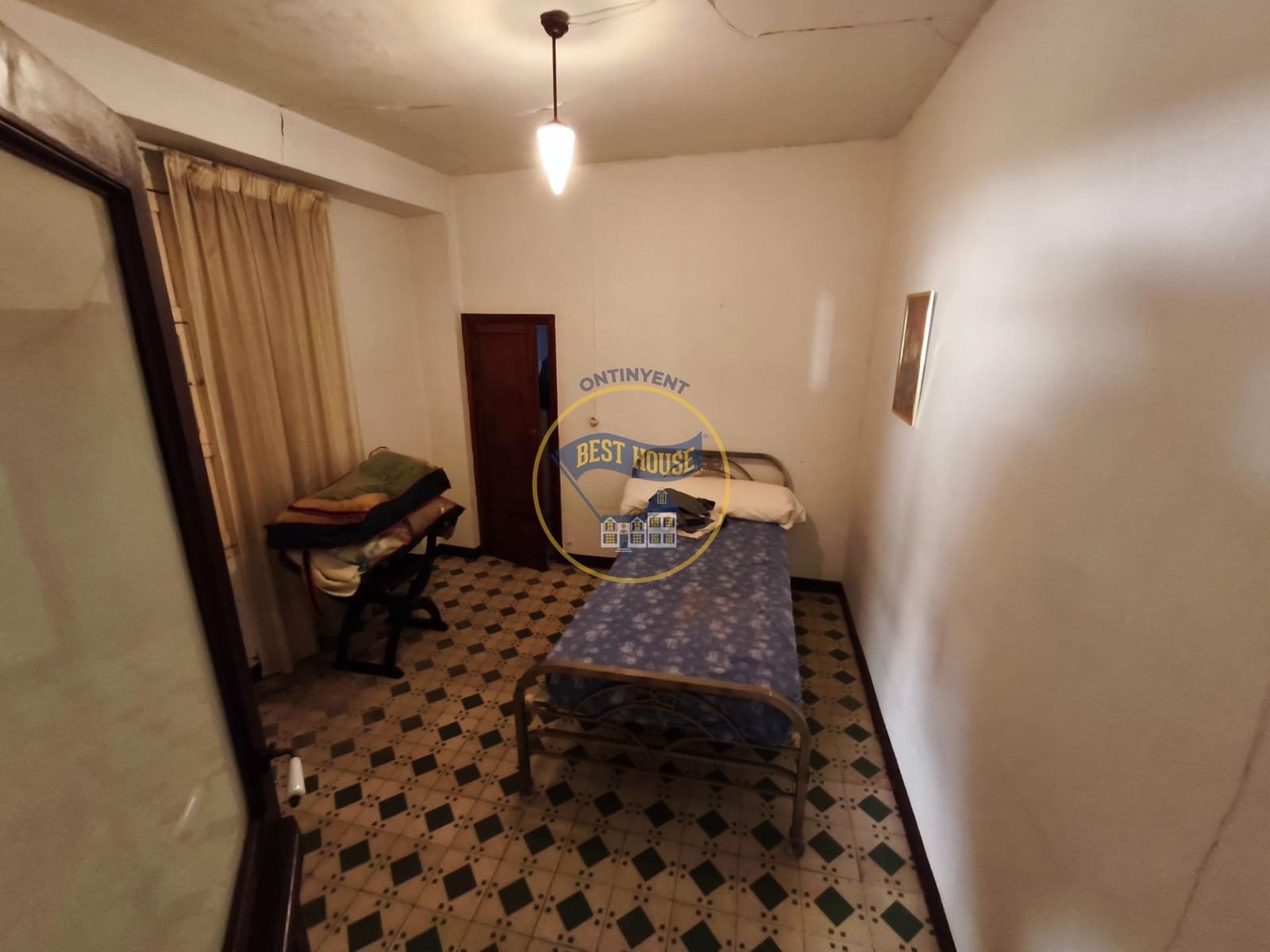 5 bedroom Townhouse for sale in L'Olleria - € 120,000 (Ref: 9712175)