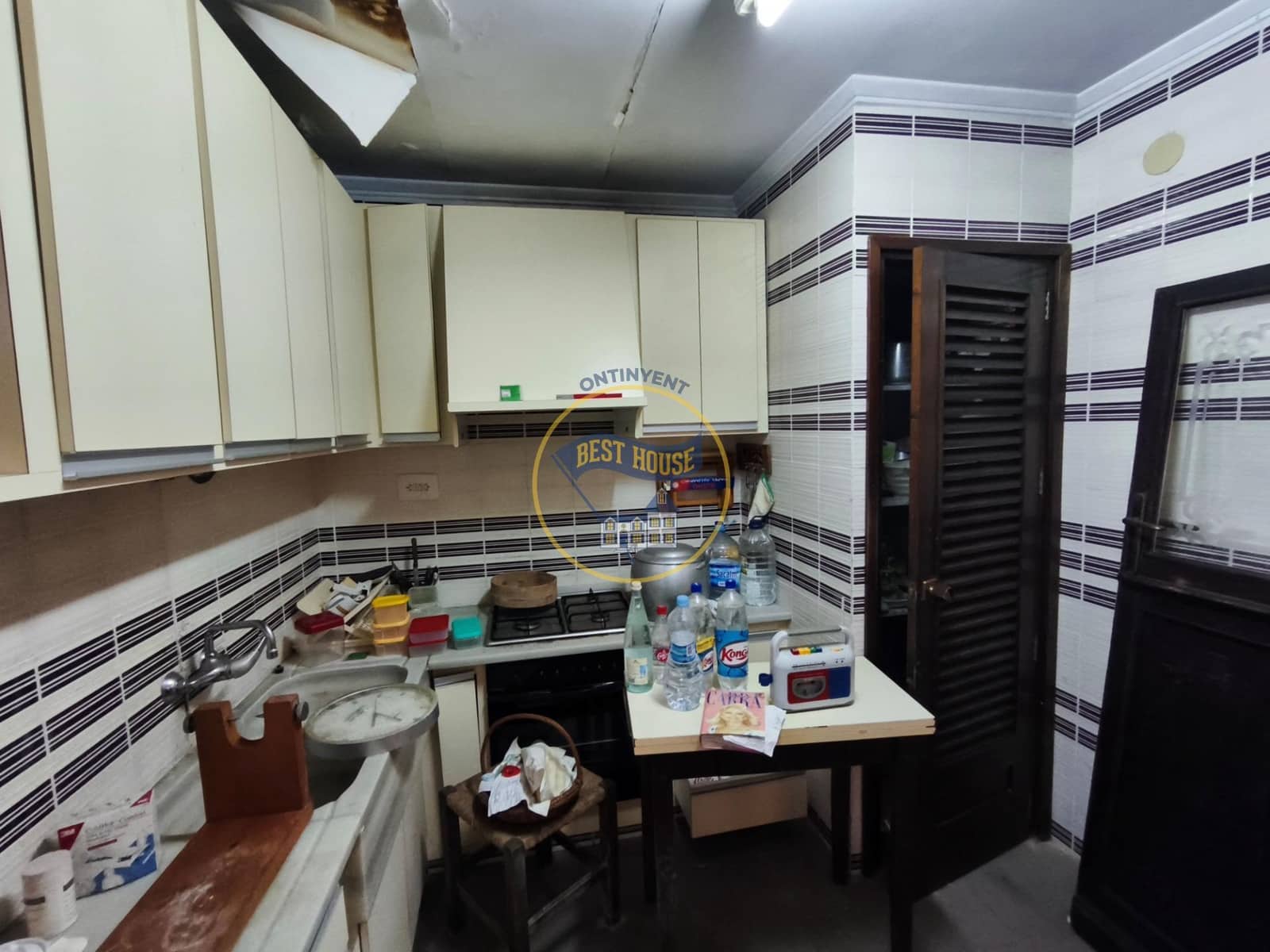 5 bedroom Townhouse for sale in L'Olleria - € 120,000 (Ref: 9712175)