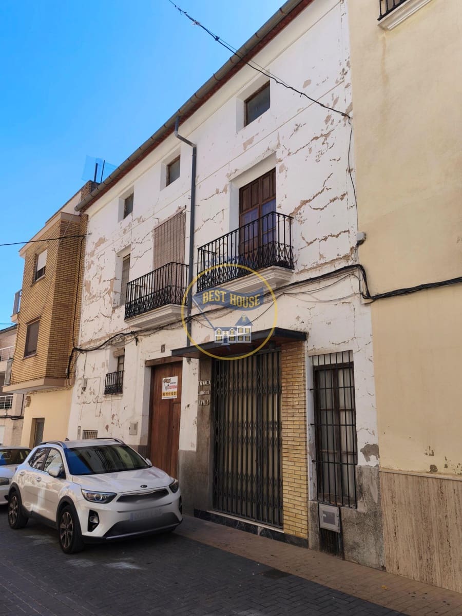 5 bedroom Townhouse for sale in L'Olleria - € 120,000 (Ref: 9712175)