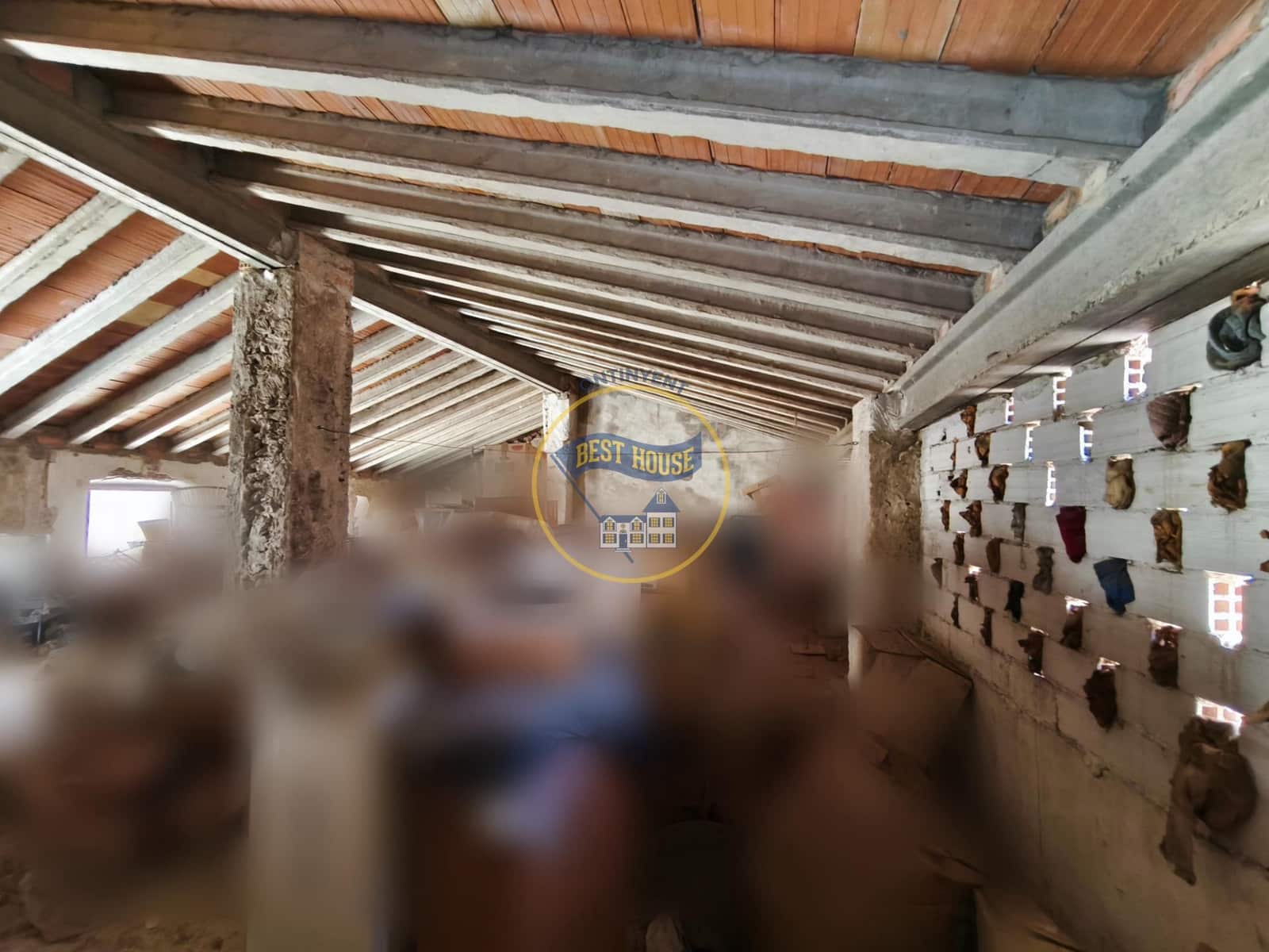 5 bedroom Townhouse for sale in L'Olleria - € 120,000 (Ref: 9712175)