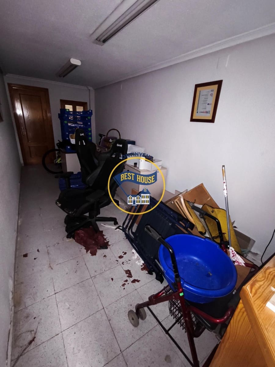 Kommersiell til salgs i Ontinyent - € 105 000 (Ref: 9720189)