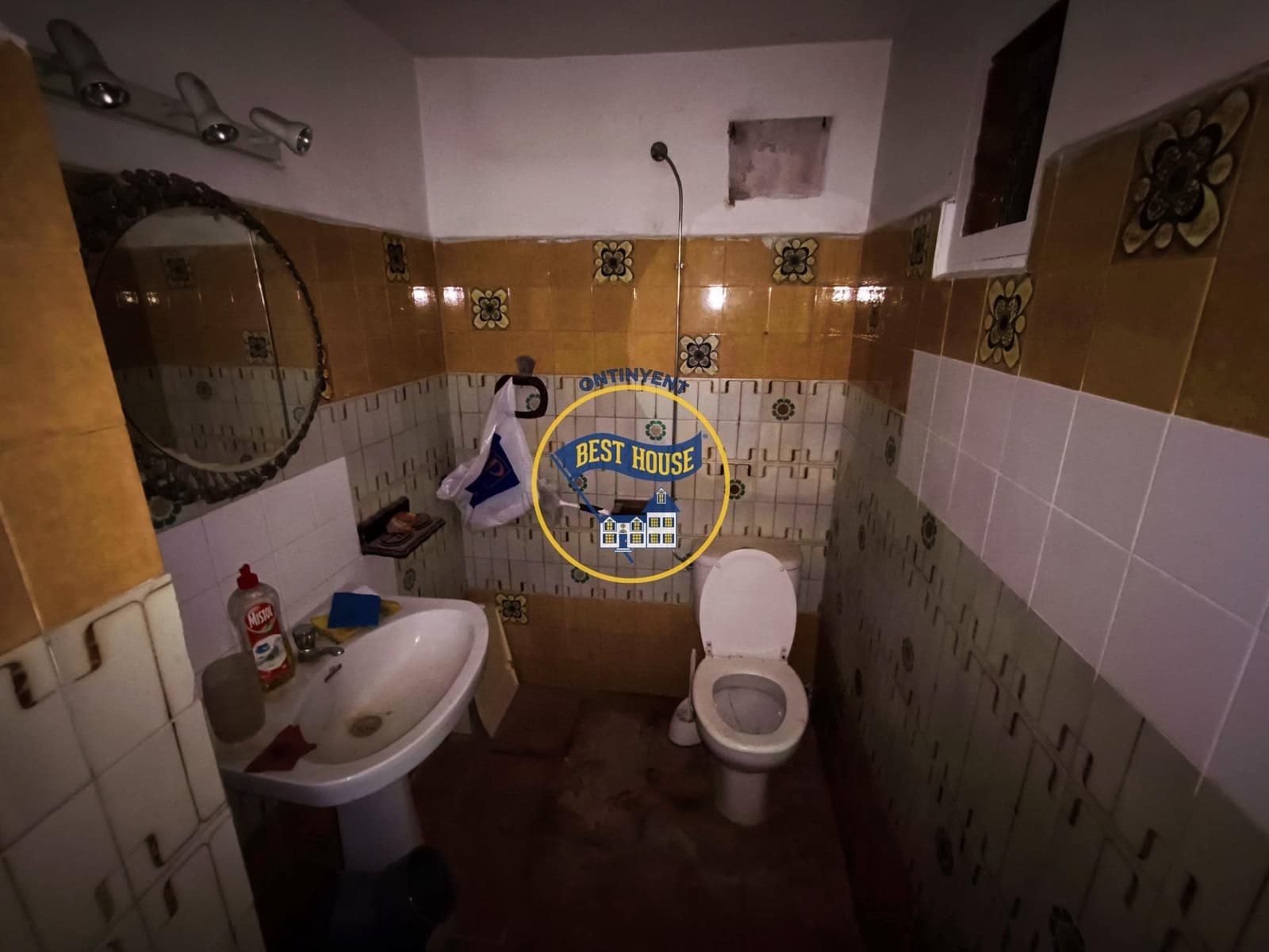 Kommersiell til salgs i Ontinyent - € 105 000 (Ref: 9720189)