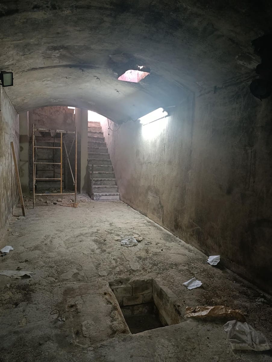 2 bedroom Business for sale in Albaida - € 280,000 (Ref: 9726827)