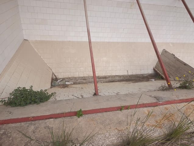 2 camera da letto Azienda in vendita in Albaida - 280.000 € (Rif: 9726827)