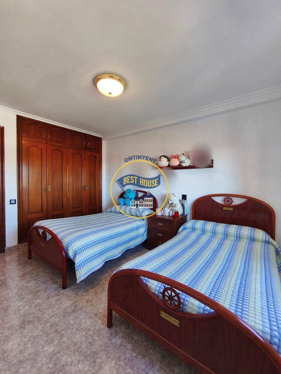 4 soveværelse Lejlighed til salg i Ontinyent - € 150.000 (Ref: 9748178)