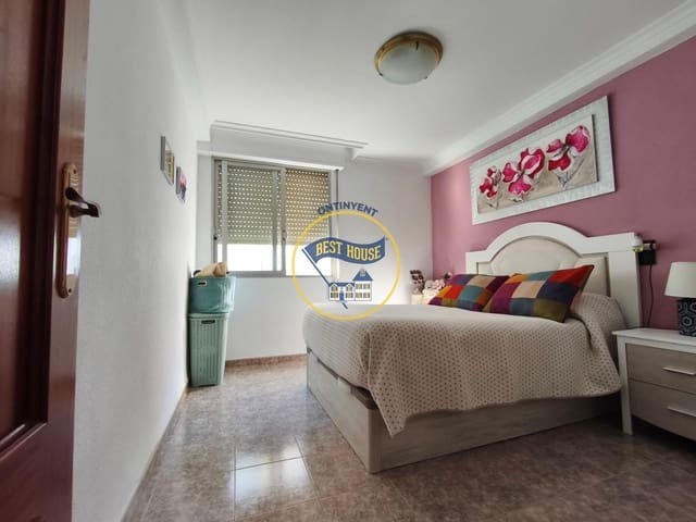 4 soveværelse Lejlighed til salg i Ontinyent - € 150.000 (Ref: 9748178)