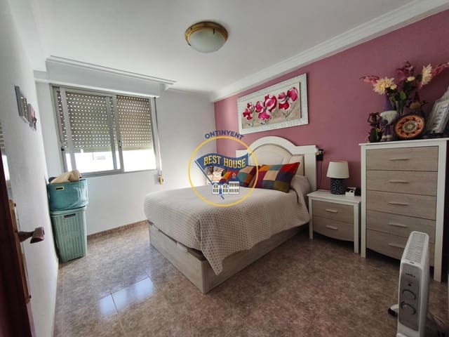 4 soveværelse Lejlighed til salg i Ontinyent - € 150.000 (Ref: 9748178)