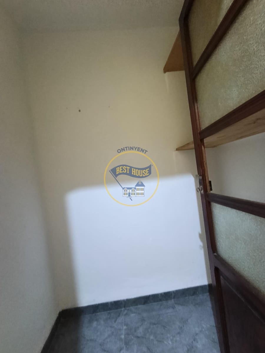 5 soveværelse Lejlighed til salg i Ontinyent - € 120.000 (Ref: 9748180)