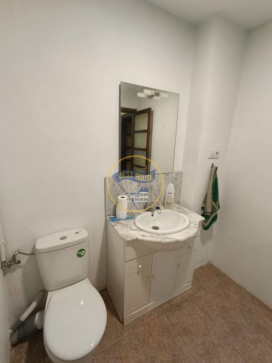 5 soveværelse Lejlighed til salg i Ontinyent - € 120.000 (Ref: 9748180)