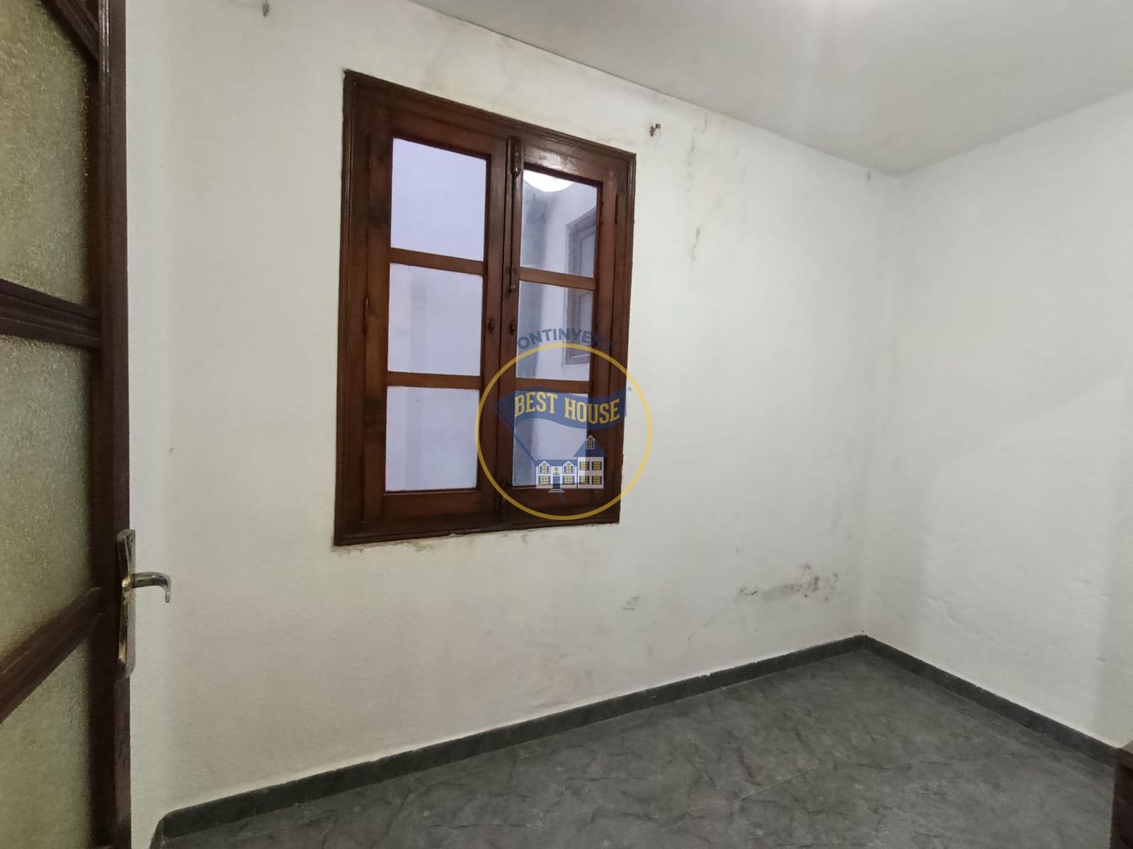 5 soveværelse Lejlighed til salg i Ontinyent - € 120.000 (Ref: 9748180)