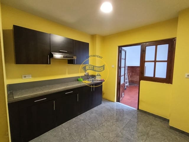 5 soverom Leilighet til salgs i Ontinyent - € 120 000 (Ref: 9748180)